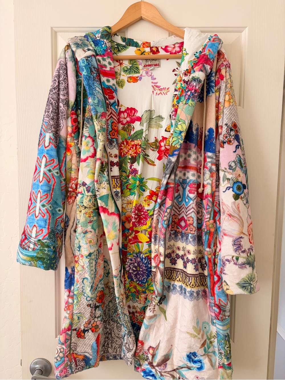 Johnny Was Colorful Floral Hooded Robe - Multicolor
